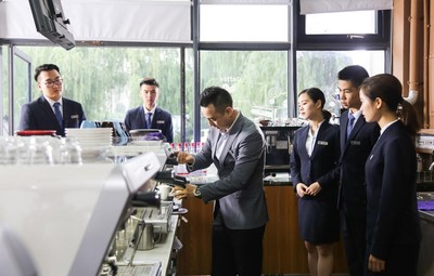 第39個(gè)教師節(jié) 成都銀杏酒店管理學(xué)院為教育而為，為學(xué)生未來發(fā)展奠基——以餐飲管理專業(yè)的突破與實(shí)踐